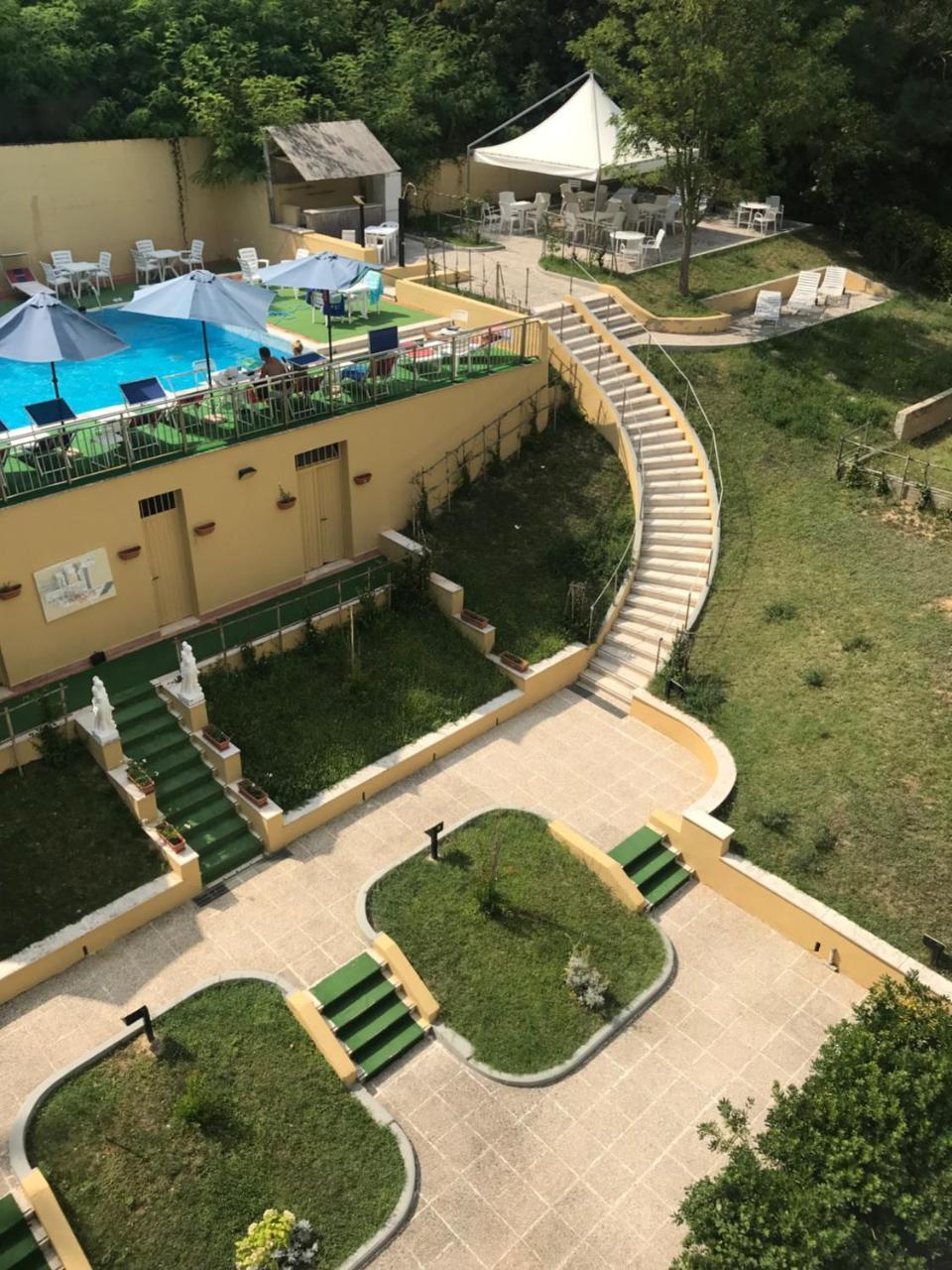 Hotel Alexander Palme Chianciano Terme Ngoại thất bức ảnh